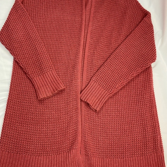 American Eagle- Sweater. Orange . Size M. Open front. - Picture 4 of 8